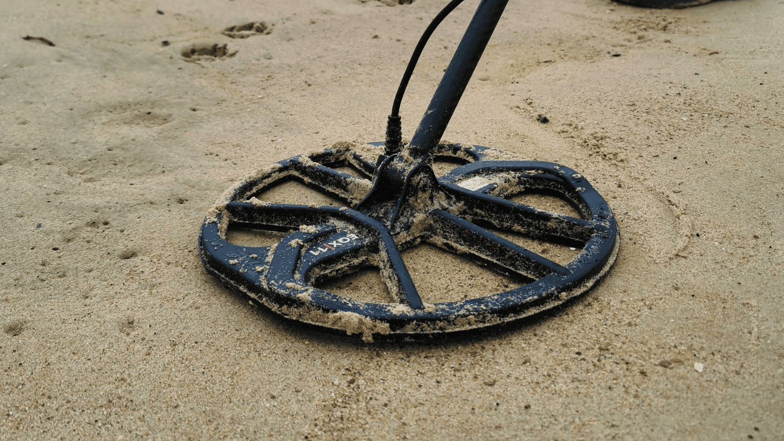 equinox 900 on the beach