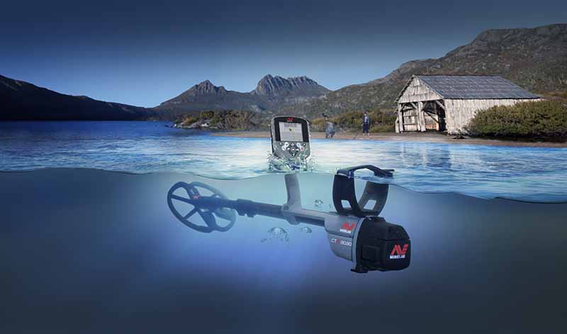 Minelab CTX 3030 in Water